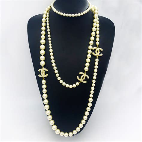 chanel necklace pearls